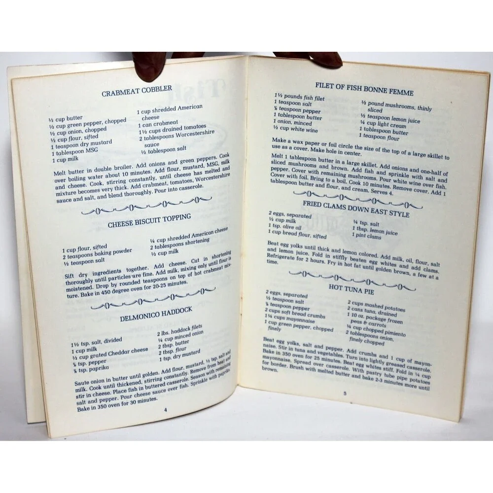 JORDAN MARSH PRESENTS Best of the Gus Saunders Yankee Kitchen 1978 SC Recipes